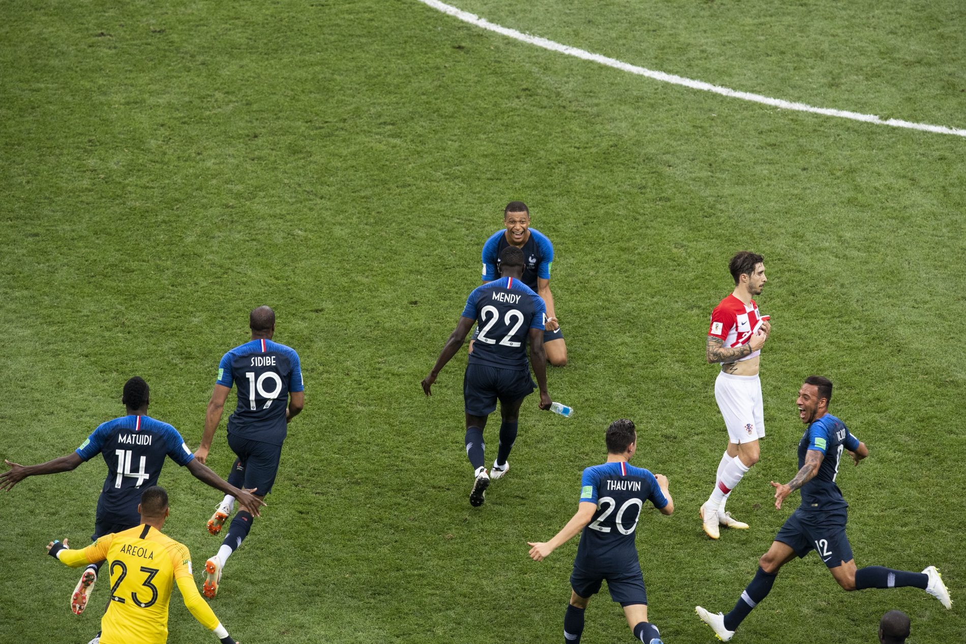 Foto de accion durante el partido Francia vs Croacia correspondiente a la Gran Final del Mundial de Rusia 2018 desde el estadio Luzhniki en la ciudad de Moscu.



EN LA FOTO: 





Photo of action during the match France vs Croatia corresponding to the Great Final of the World Cup of Russia 2018 from the Luzhniki stadium in the city of Moscow.



IN THE PHOTO: