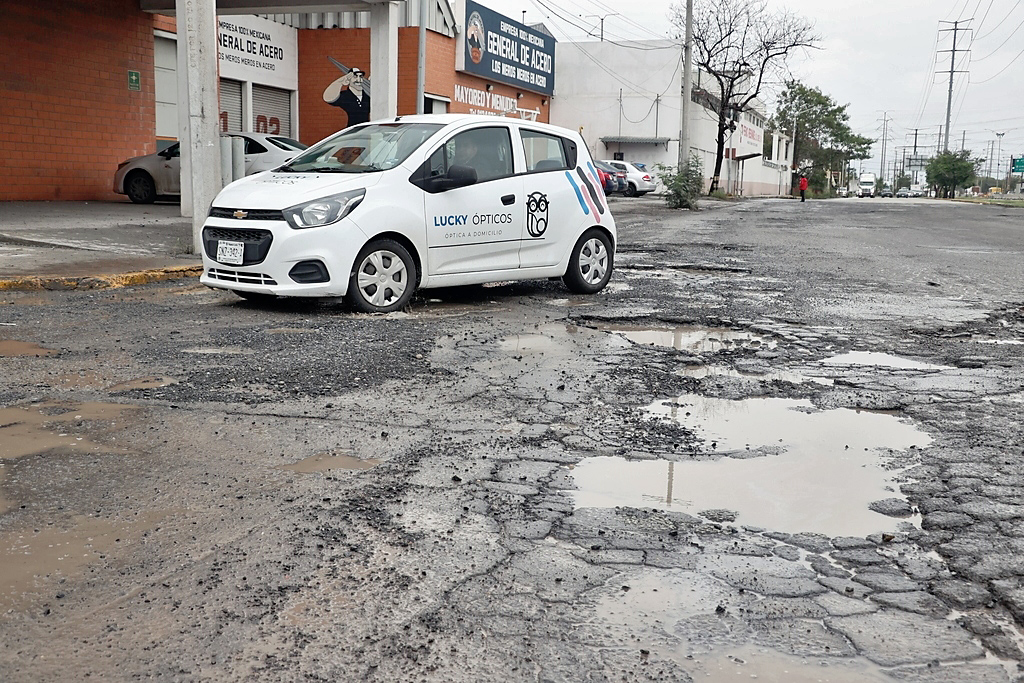 Avenida López Mateos, en San Nicolás.