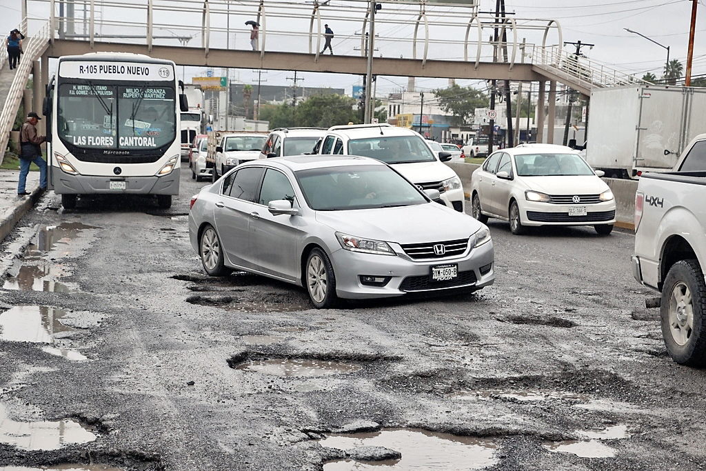 Avenida López Mateos, en San Nicolás.