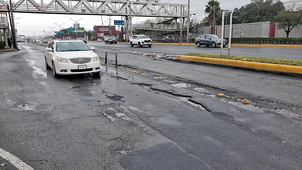 Avenida Rómulo Garza, en San Nicolás.