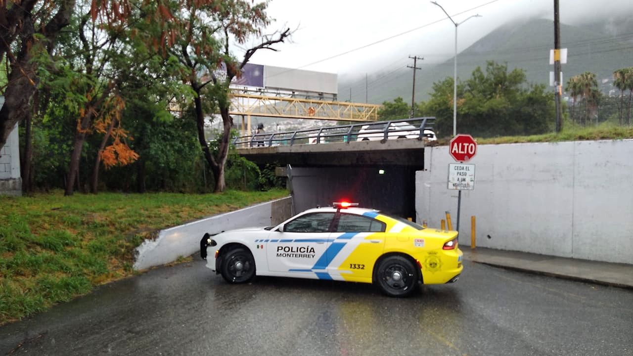 El Parque Canoas fue cerrado por autoridades de Monterrey.