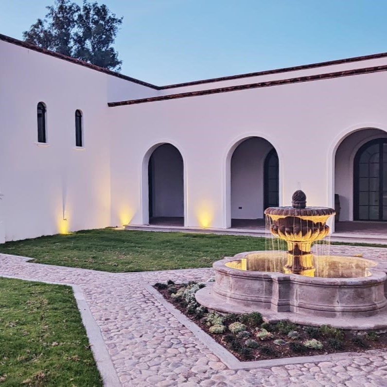 bodegas-de-produccion-de-vino-dos-buhos