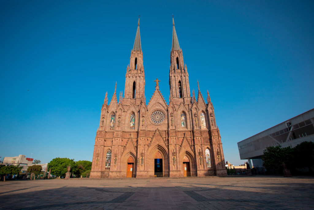 Zamora-Santuario-Diocesano-de-Nuestra-Senora-de-Guadalupe-1024x686