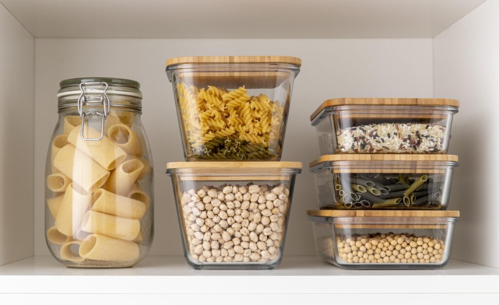 assortment-with-food-containers