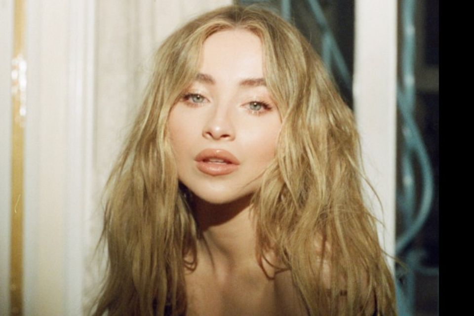 2018-2020: Consolidación como artista pop con álbumes Singular Act I & II.