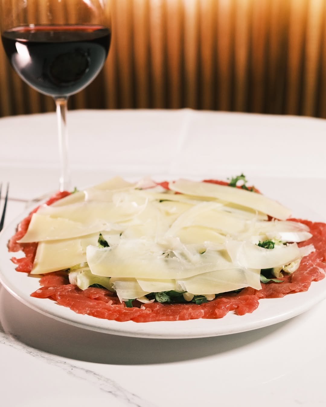 Prueba nuestro delicioso Carpaccio solo en La Lanterna. 🍽️#Carpaccio #restauranteitaliano #comi
